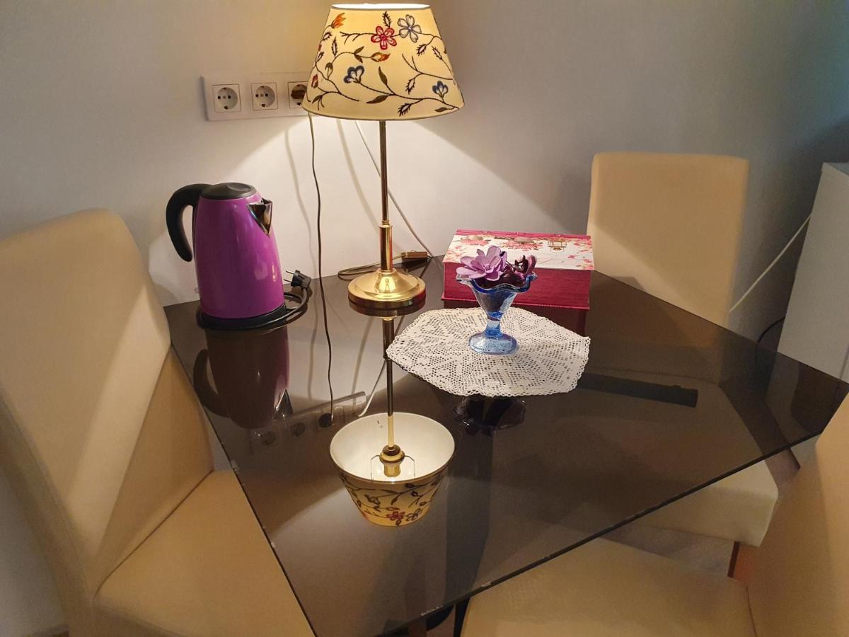 Karmelita Boutique Apartman Šoproň Exteriér fotografie